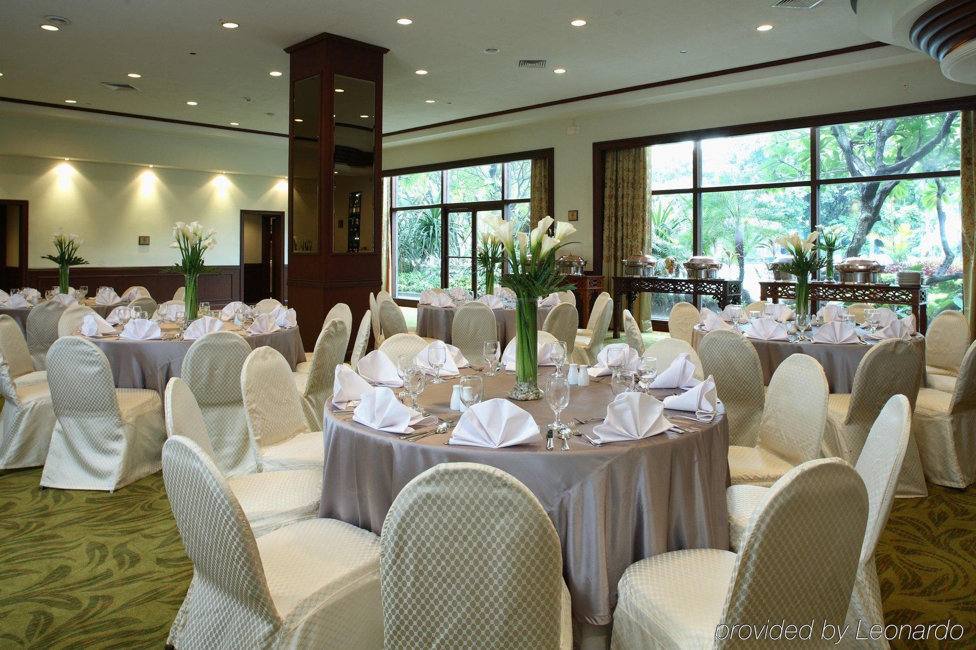 Intercontinental Manila Hotel San Pedro Makati Restaurant billede