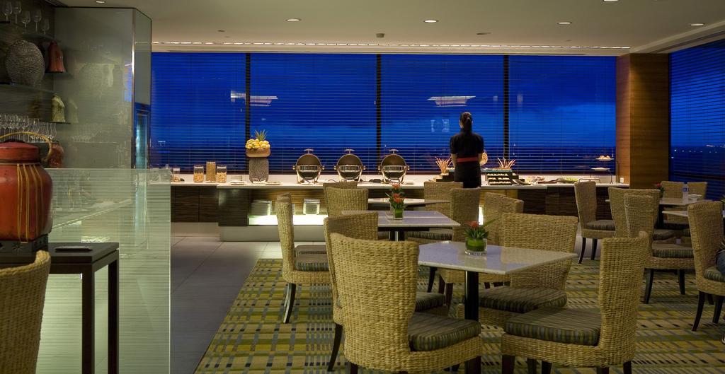 Intercontinental Manila Hotel San Pedro Makati Eksteriør billede
